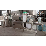 เครื่องเติมน้ำหนึ่ง Road 120 BPH 5 Gallon ผู้ผลิต