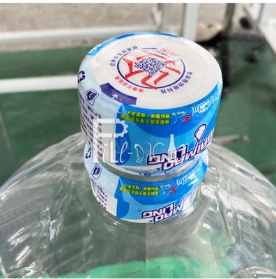 เครื่องติดฉลากแบบแขน 2000BPH Photoelectricity สำหรับปากขวดแกลลอน ผู้ผลิต