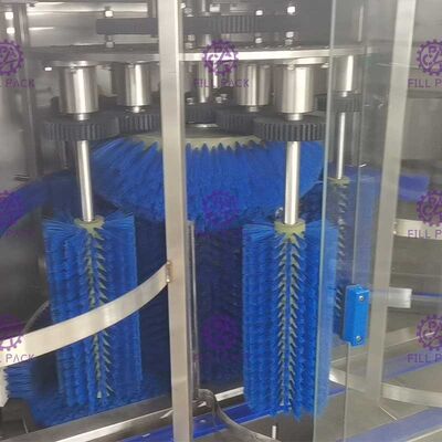 เครื่องหมุนขวดขนาด 1800 * 1550 * 1750 มม. 900BPH 5 แกลลอน ผู้ผลิต