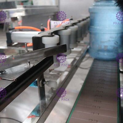 ประเภทเชิงเส้นภายนอก 0.55kw 5 แกลลอนเครื่องซักผ้าขวด ผู้ผลิต