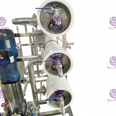 Sus304 วาล์วควบคุมการทำงานอัตโนมัติดื่ม 4000lph Ro Water Treatment Machine ผู้ผลิต