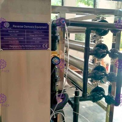 ตัวกรองพื้นฐานของ FRP 500LPH เครื่องบำบัดน้ำระบบ Reverse Osmosis ผู้ผลิต