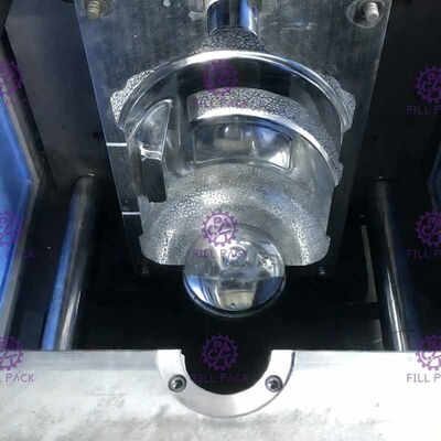 5 Gallon Semi Auto 120bph 30mm เครื่องเป่าขวดพลาสติก PET ผู้ผลิต