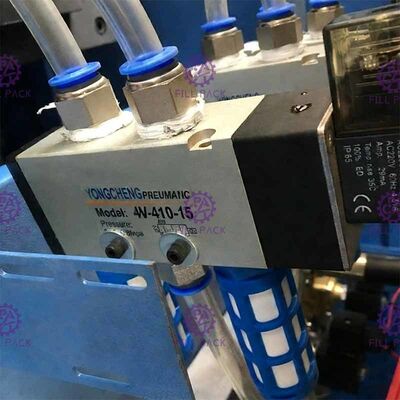 120BPH 2400 * 800 * 1600 มม. 18.9L แกลลอนเครื่องเป่าขวด ผู้ผลิต