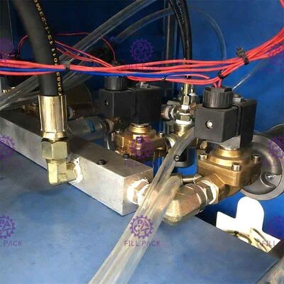 เครื่องผลิตขวดพลาสติก 120BPH หนึ่งเครื่อง ผู้ผลิต