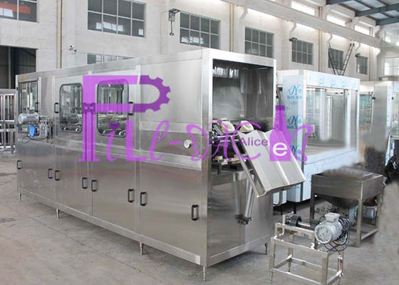 300BPH Washing Capping 3 In 1 Filling Machine Unit สำหรับน้ำดื่ม ผู้ผลิต