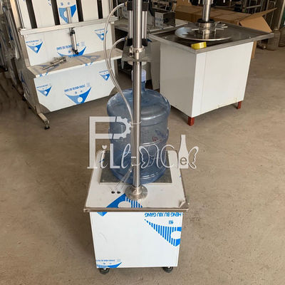 Automatic Gallon Plc 450mm เครื่องปิดฝาขวดสำหรับสัตว์เลี้ยง ผู้ผลิต