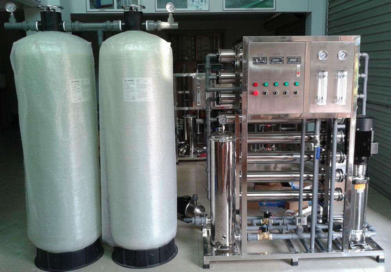เครื่องบำบัดน้ำระบบ Reverse Osmosis ดื่มได้ 3000lph ถังกรอง FRP ผู้ผลิต