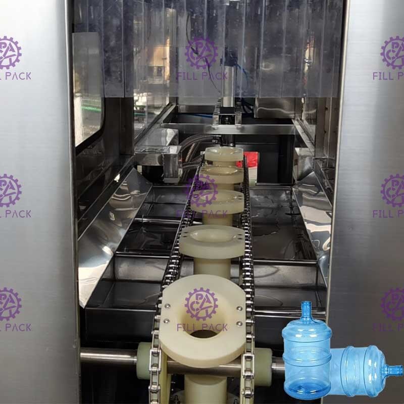 Sus 304 เครื่องบรรจุน้ำ 5 แกลลอนน้ำร้อนอัลคาไลน์ล้าง ผู้ผลิต