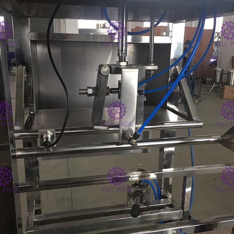 5 แกลลอน 18.9 ลิตร Automated Decapping Machine ปรับได้ ผู้ผลิต